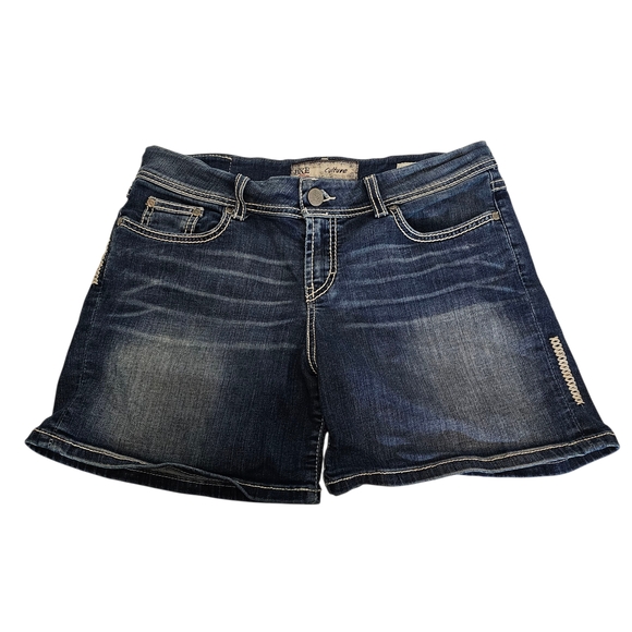 Buckle BKE Culture Women's Mid Rise Denim Jean Shorts Size: 30 Inseam: 5.5" - Picture 1 of 6